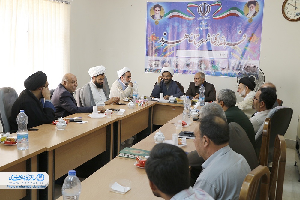 هر نگرش سیاسی که به مبانی امام و انقلاب معتقد است، میتواند در حوزه تبلیغات اسلامی نقشآفرینی کند