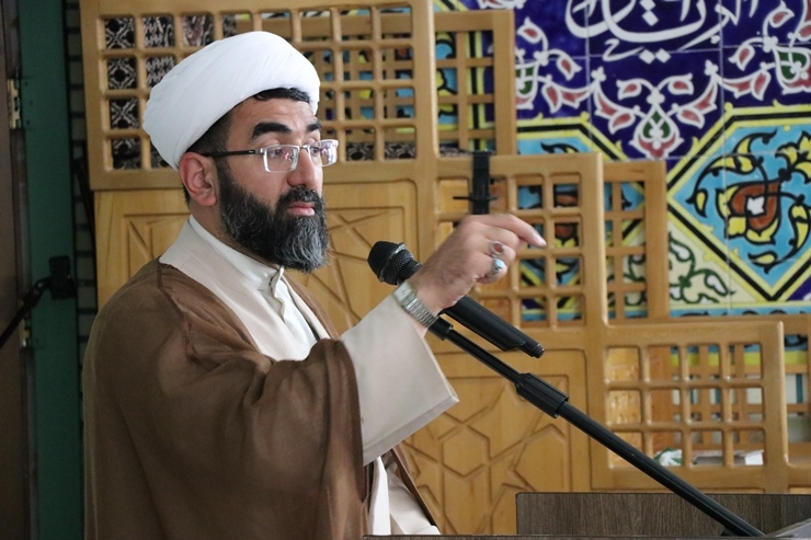دشمن به دنبال دوقطبی سازی حزب اللهیها و حاکمیت است