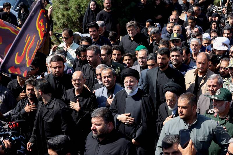 حماسه ۱۶۱ موکب در ۲۰۲ کیلومتر پیادهروی دلدادگان حسینی خراسان جنوبی