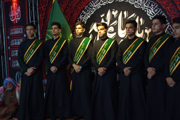 گروههای سرود خالقان شور معنوی در پیادهروی اربعین