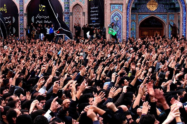 برگزاري مراسم شهادت امام رضا (ع) در حرم رضوي، به یزدیها سپرده شد برگزاري مراسم شهادت امام رضا (ع) در حرم رضوي، به یزدیها سپرده شد