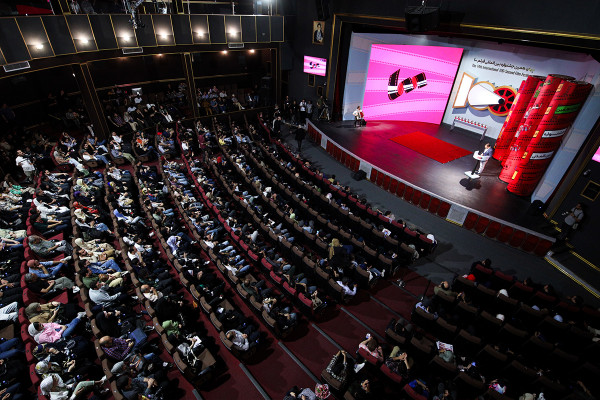 הפסטיבל הבינלאומי ה-۱۴ לסרטים ۱۰۰ התקיים