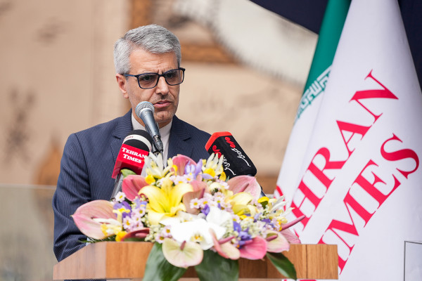 עיתון טהראן טיימס חוגג ۴۶ שנה