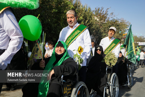 آیین استقبال ورود کاروان نمادین حضرت معصومه (س) به قم